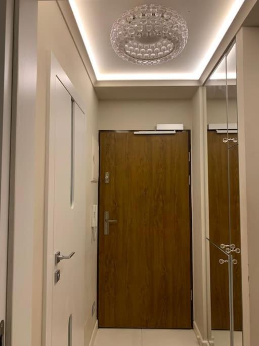 Family Modern Apartment 35M2-For Max 5 Persons Krakau Buitenkant foto